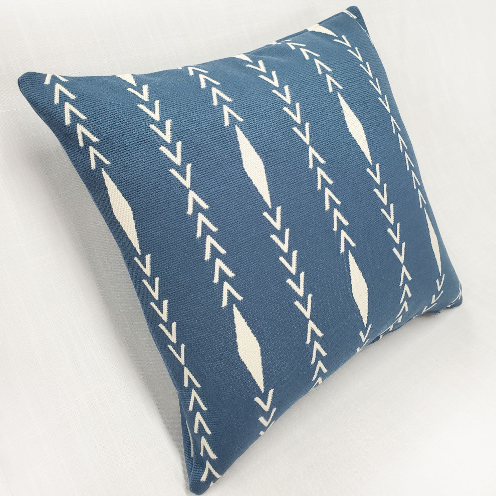 Dimaond Ray Mineral Blue Throw Pillow 20x20