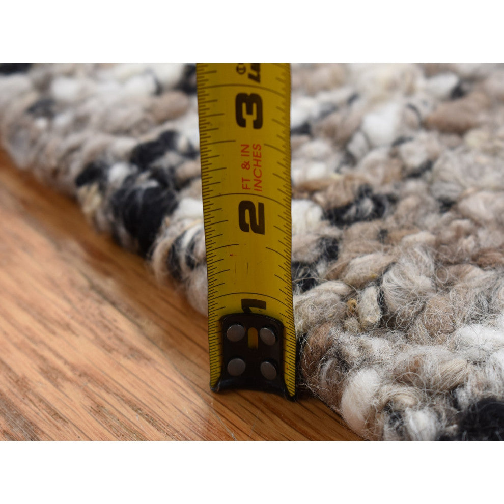 Ivory, 100% Wool, Hand Knotted, Salt and Pepper Design Square Rug, 1'9"x1'9"