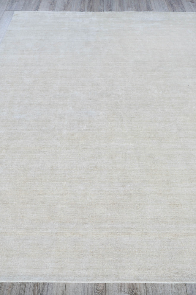 Purity Handmade Hand Loomed Bamboo Silk and Cotton Ivory Area Rug, 6'x9'