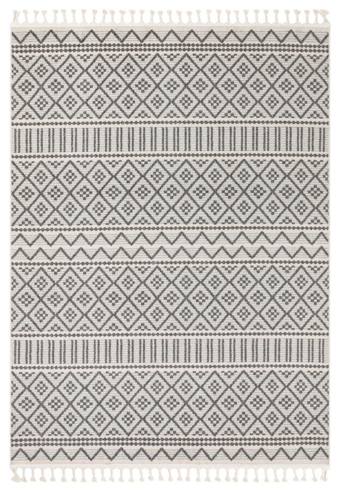Covina Tribal Geometric Diamond Area Rug, Gray, 5'3"x7'3"