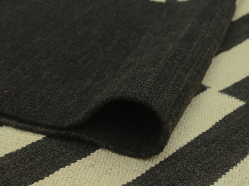 Winchester Kilim Adelitza Charcoal Rug