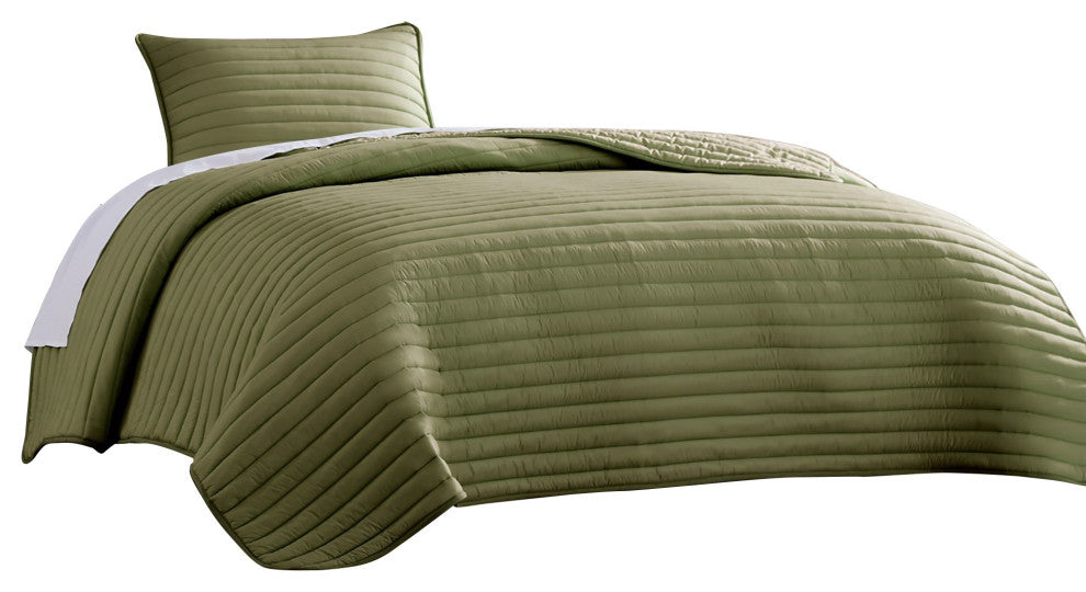 Benzara BM283909 Cabe 2 Piece Twin Comforter Set, Channel Quilted, Green