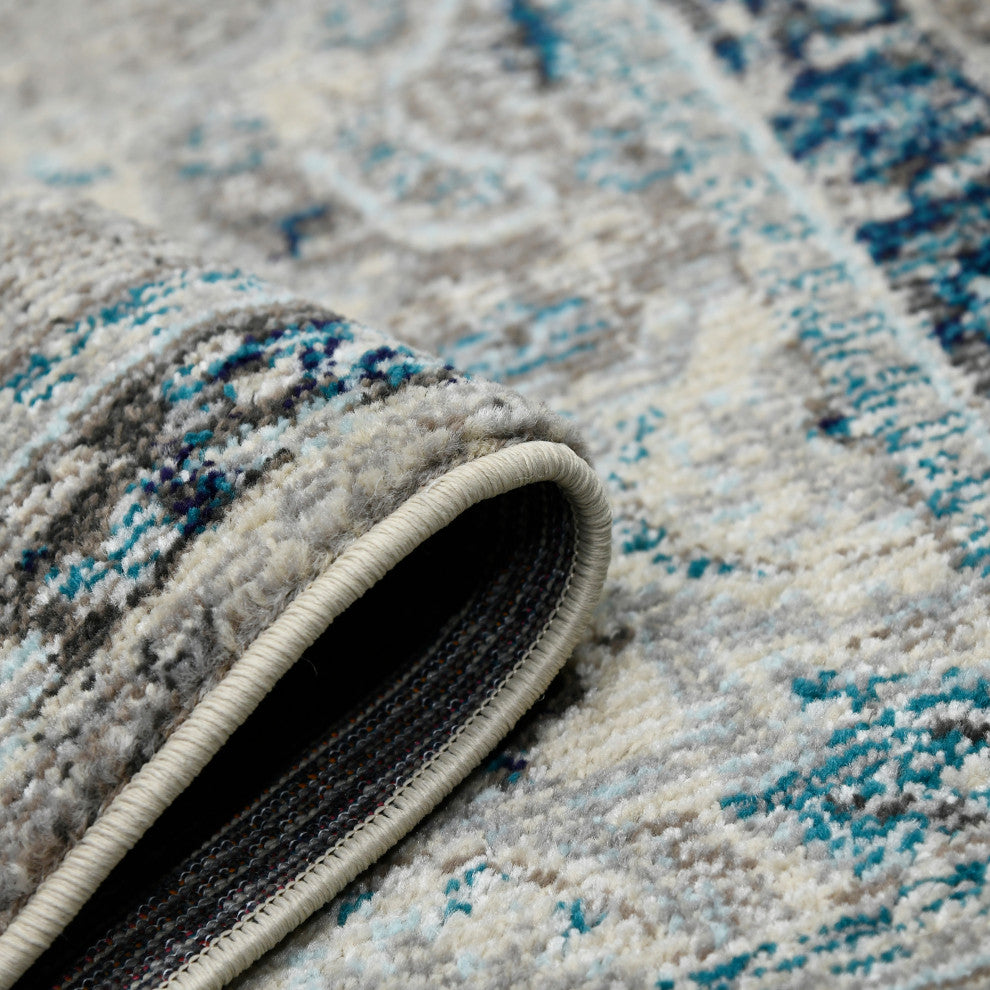 Montana Nieves Runner, Blue, 2'7" x 8', Medallion