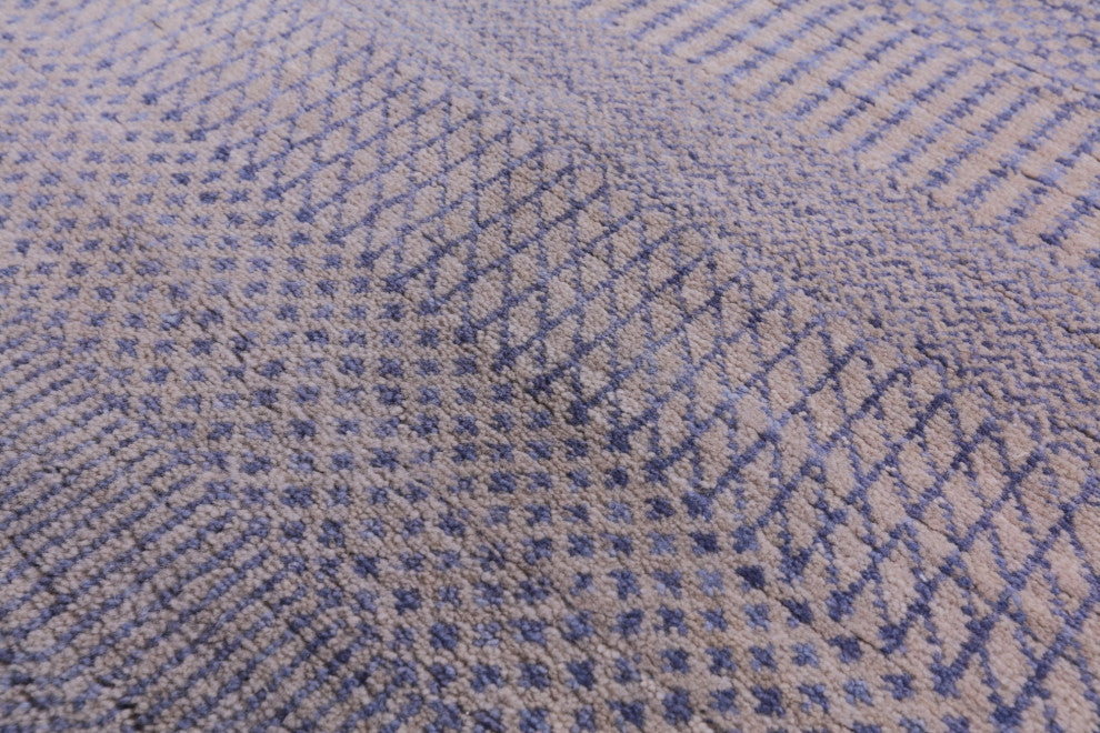 8' 1" X 10' 2" Savannah Grass Wool and Silk Hand Knotted Rug Q11957