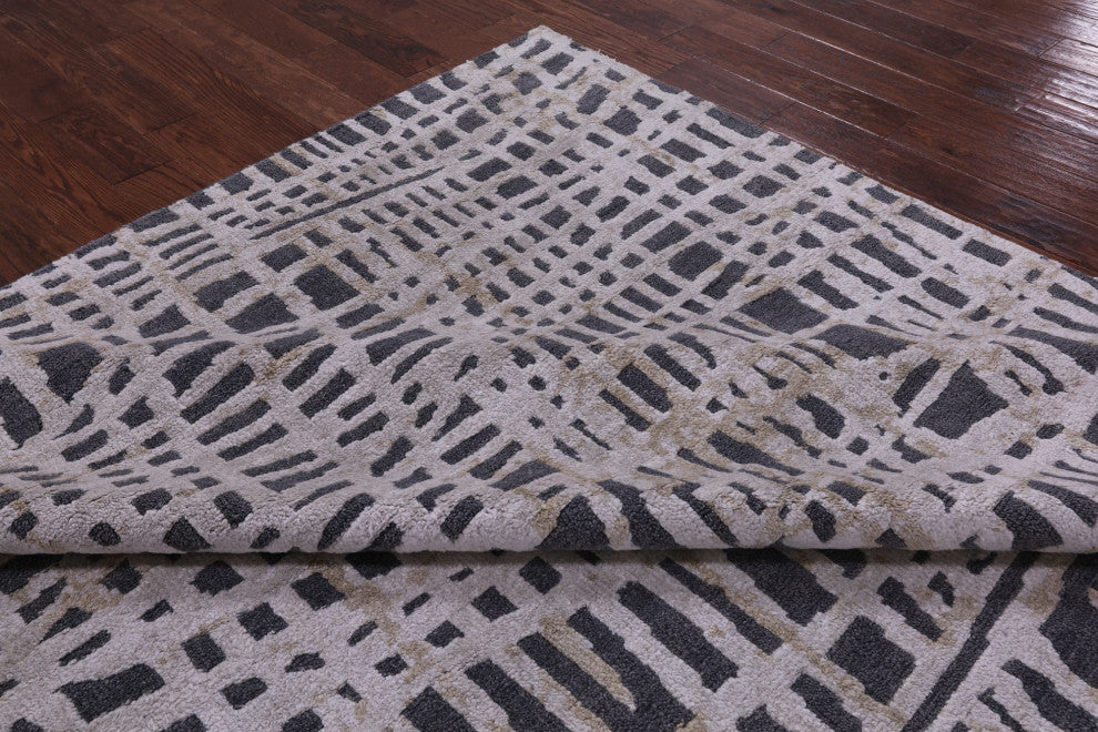 8' 1" X 9' 10" Moroccan Wool and Silk Hand Knotted Rug Q9281