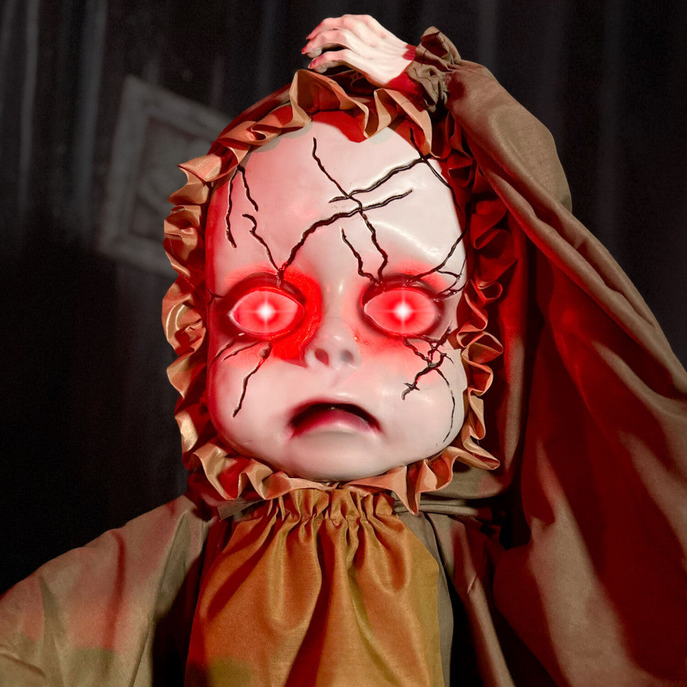 Lifesize Animatronic Demon Girl, Lights and Sound