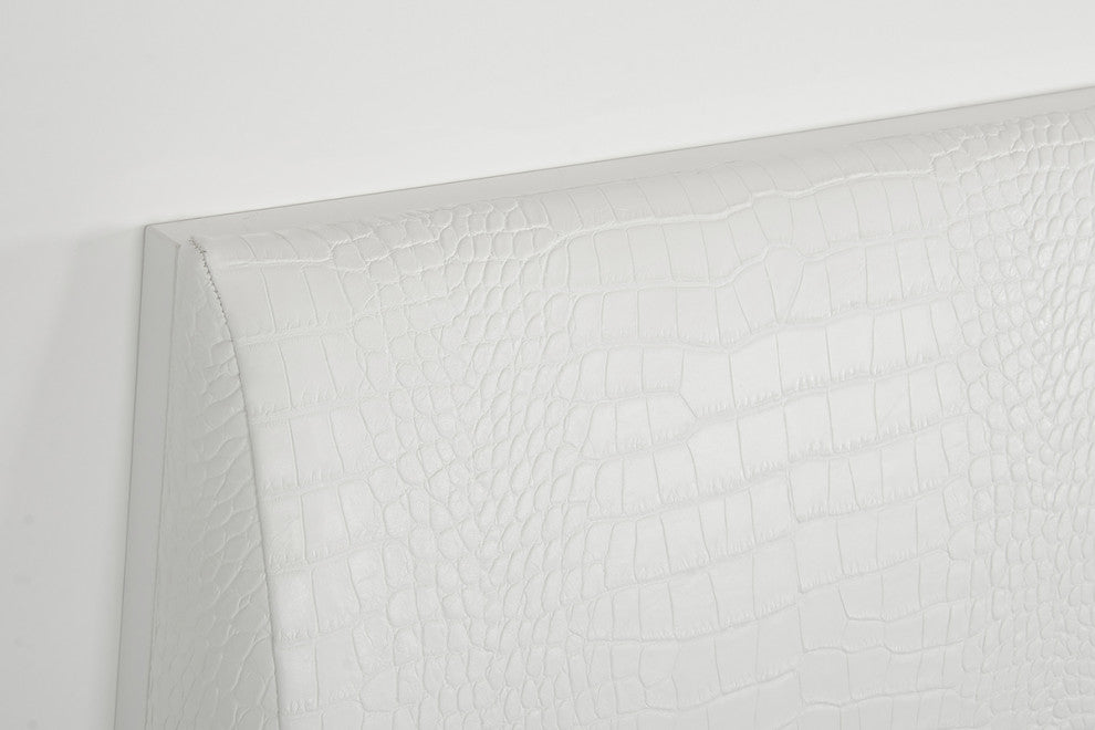 HomeRoots 46" White MDF and Steel Queen Bed