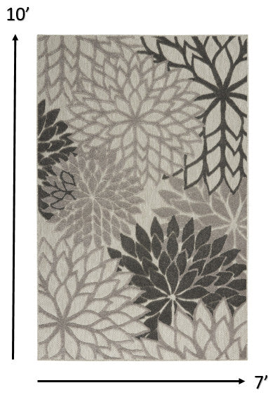 7' X 10' Gray Floral Indoor Outdoor Area Rug