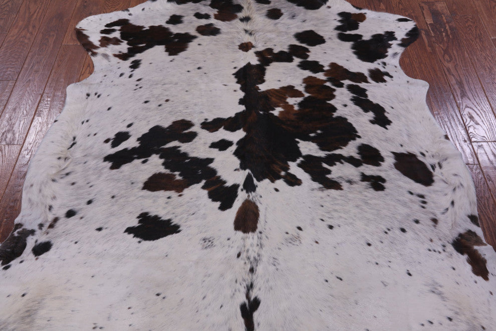 6' 9" X 6' 1" Natural Cowhide Rug C2405