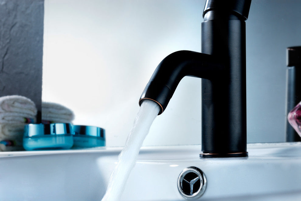 Bravo Series Single Handle Bathroom Sink Faucet in Oil Rubbed Bronze