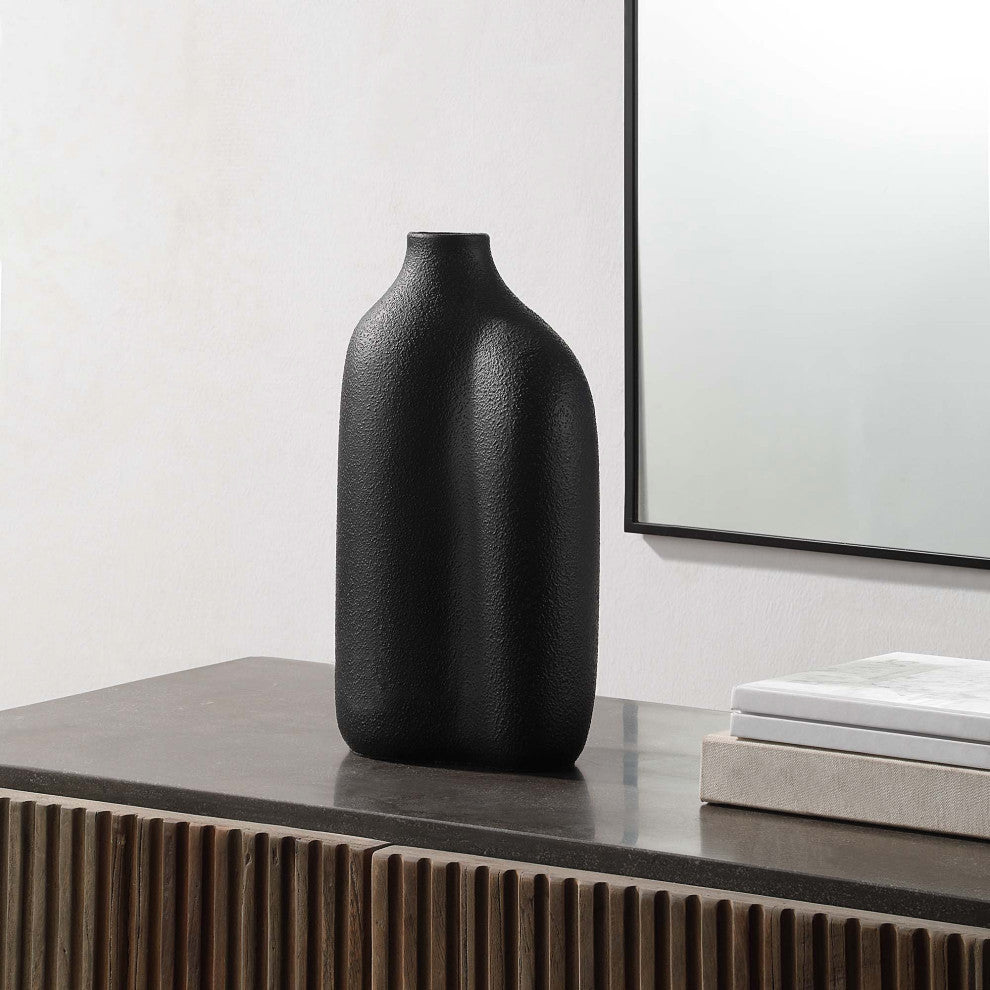 Challenger Textured Black Vase