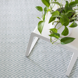 Dash & Albert Diamond Light Blue/Ivory Indoor/Outdoor Rug, Blue, 2'6" x 18'
