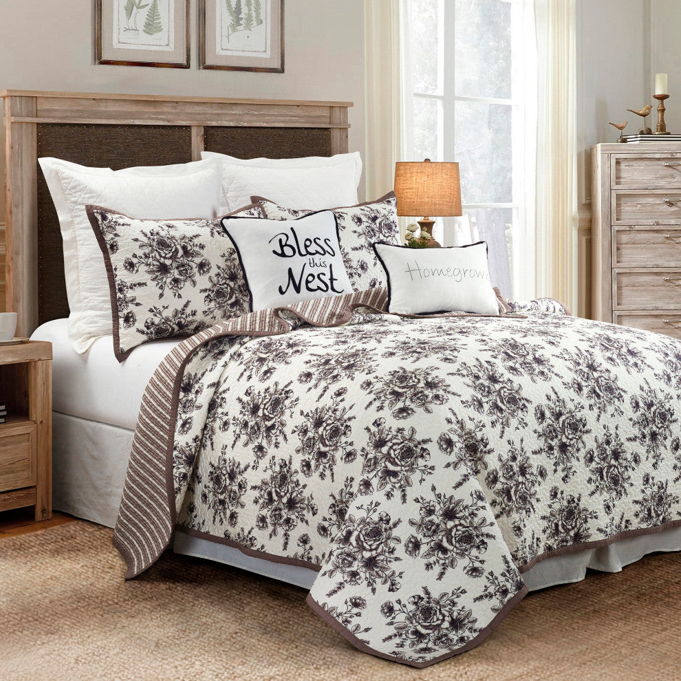 Lyla Reversible Floral Print Quilt Set, 3 Piece, King