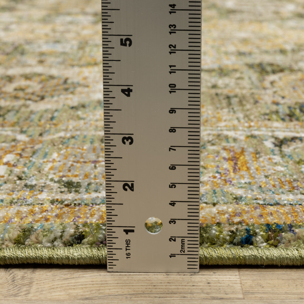 Adeline Bordered Traditional Green/ Gold Area Rug 5'3" x 7'3"