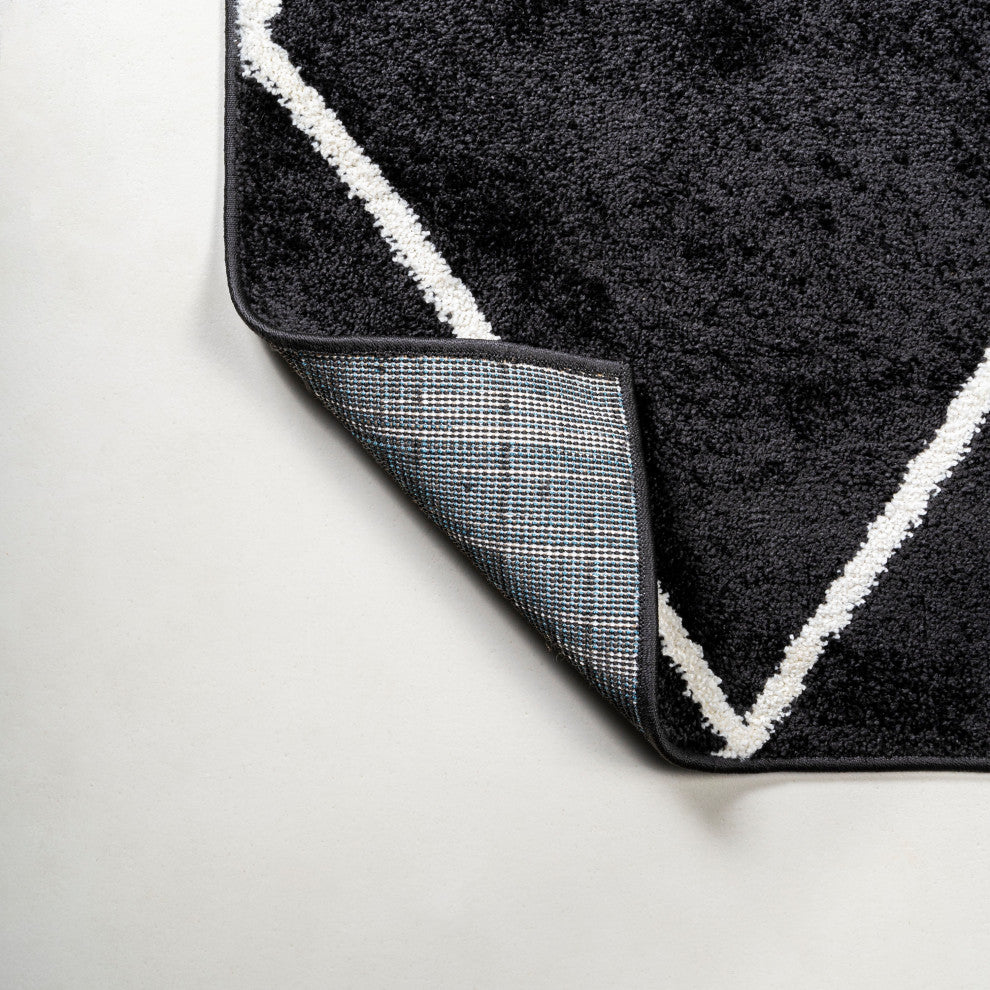 Cole Minimalist Diamond Trellis Black/White 5' Round Area Rug