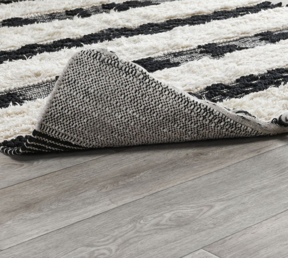 Classic Home Merced Kilim Shag Black/Ivory 2.6x8 Rug