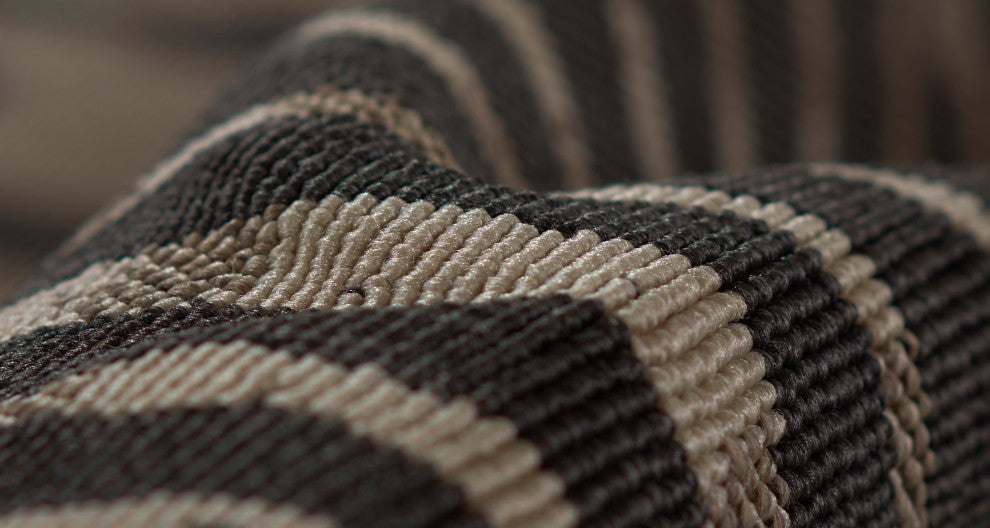 Momeni Baja Brown Area Rug 6'7"x9'6"