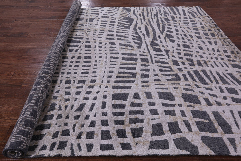 8' 1" X 9' 10" Moroccan Wool and Silk Hand Knotted Rug Q9281