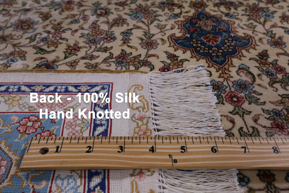 High End Persian 100% Silk Hand Knotted Rug 4' 0" X 6' 0'' Q4836