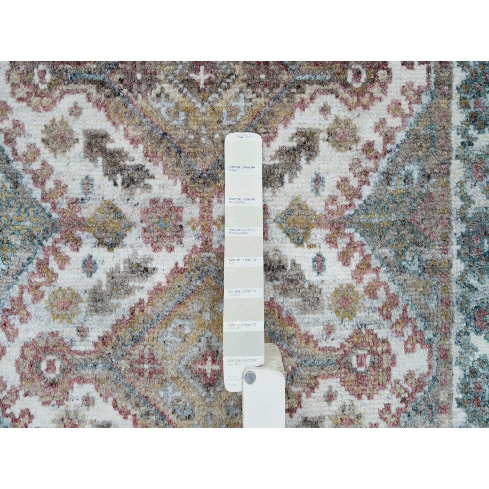 Vista White Hand Knotted Unique Flower Rosettes Border XL Runner Rug 2'7"x21'9"
