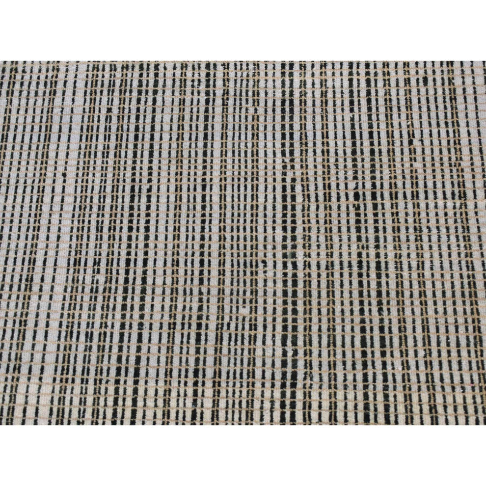 Green, Modern Criss Cross Design, Pure Wool Hand Knotted Rug, 4'x5'10"