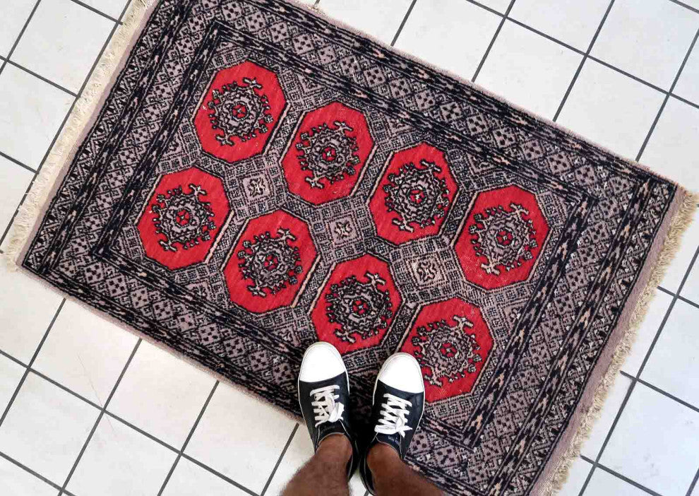 Handmade Vintage Uzbek Bukhara Rug 2.7'x4.1', 84cmx127cm, 1970s