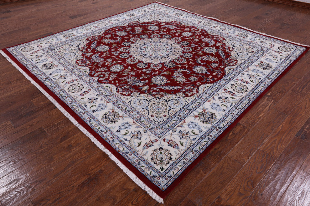 8' Square Persian Nain Handmade Wool and Silk Rug Q4466