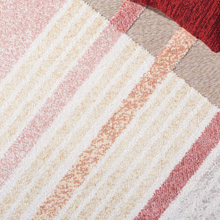 Safavieh Sarasota Collection SAR102 Indoor-Outdoor Rug, Pink/Brown, 6'7" Square