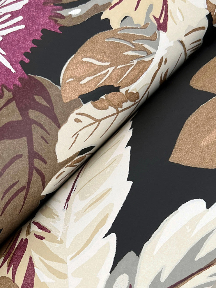 Briarwood Black Wallpaper