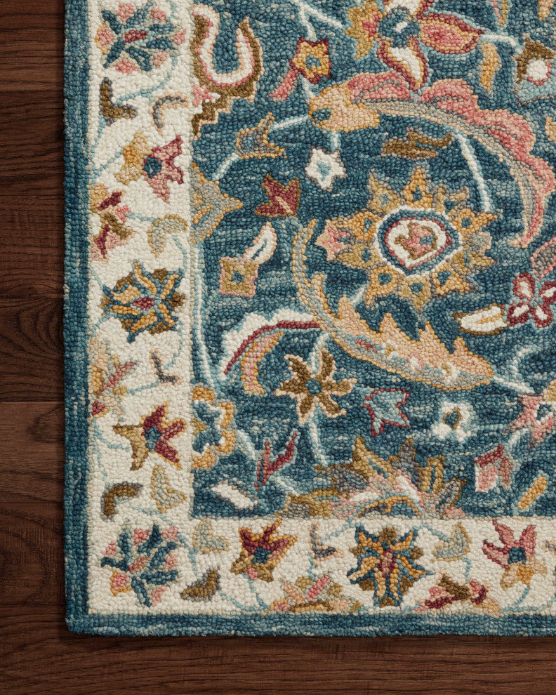 Loloi Victoria Ocean / Multi 2''-6" x 7''-6" Runner