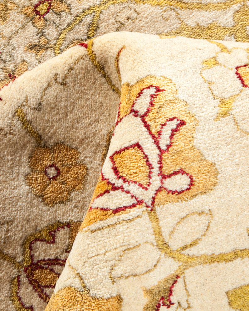 Jade, One-of-a-Kind Hand-Knotted Area Rug Ivory, 8'1"x10'3"