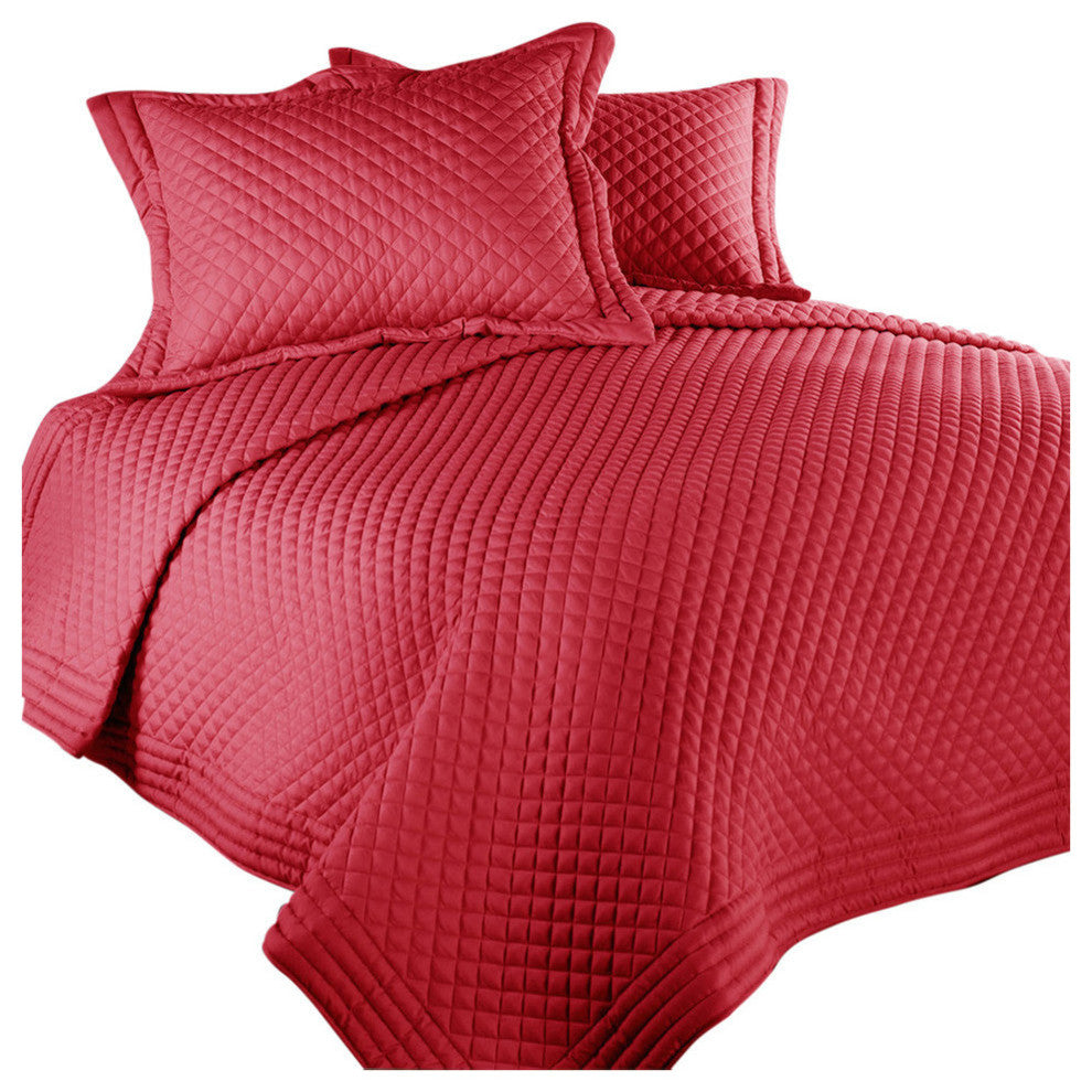 Lotus Home Diamondesque Water and Stain Resistant Quilt, Red, Twin