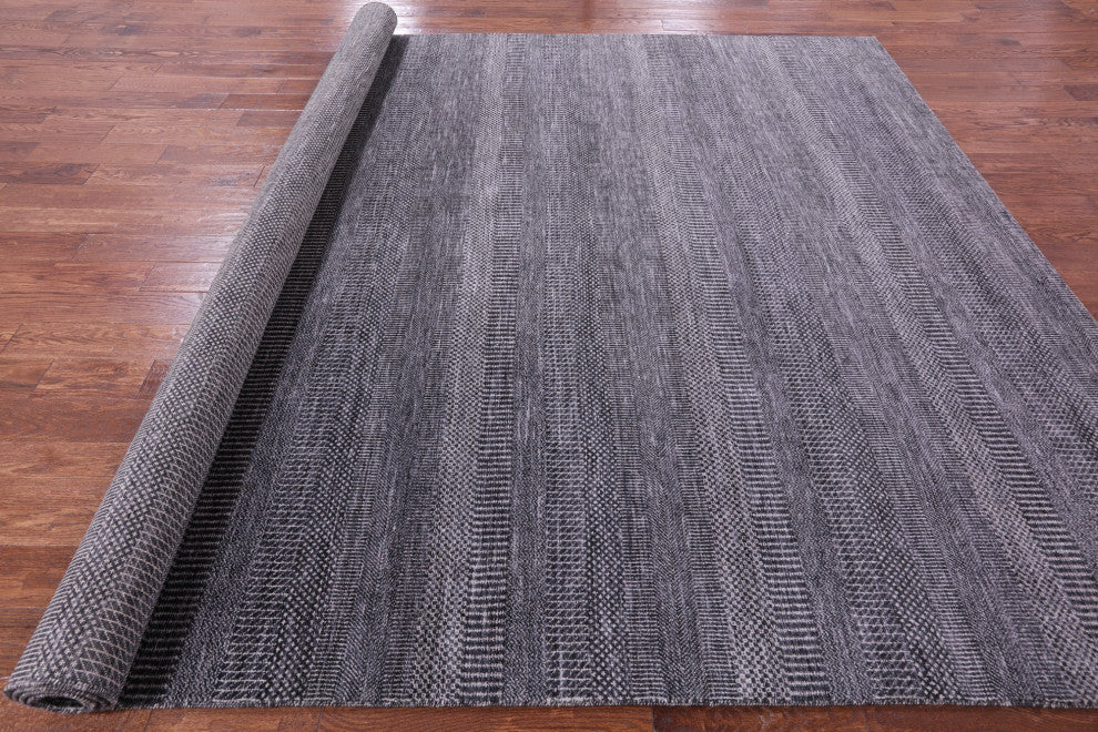 9' 0" X 11' 11" Savannah Grass Hand-Knotted Wool and Silk Rug Q11967