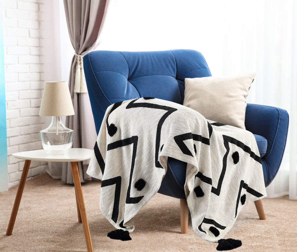 Modern Boho Tufted Polka Dot Peaks Cotton Throw Blanket, 50" x 60"
