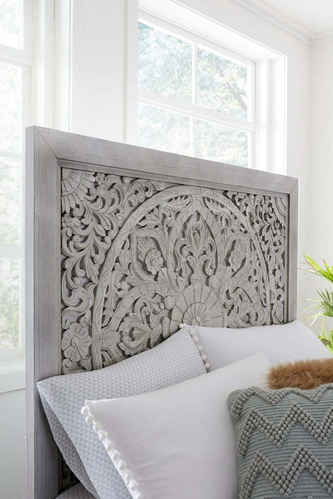 Modus Boho Chic 6 Piece Queen Bedroom Set With Chest, Washed White
