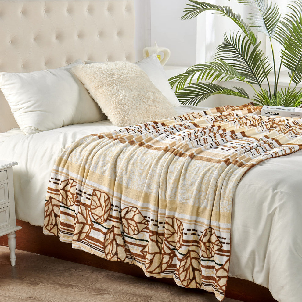 Floral Printed Flannel Throw, Leaves