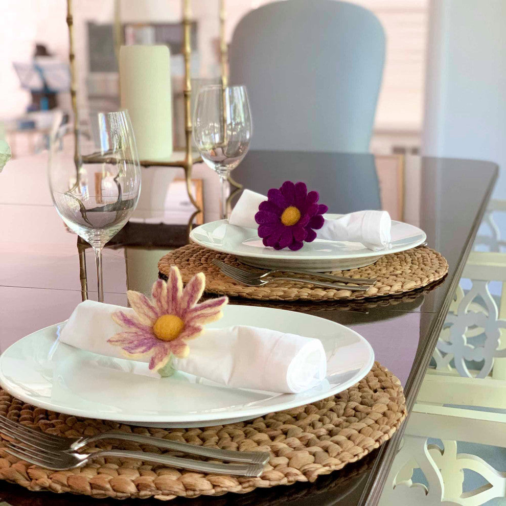 Felt Daisy Napkin Rings, Set of 6