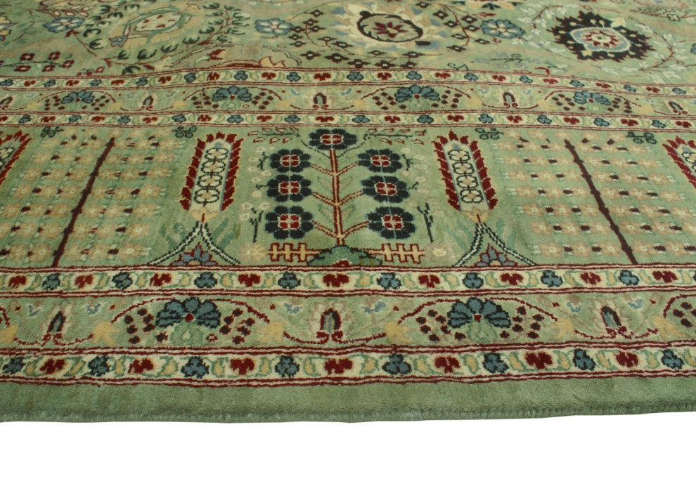 Pak-Persian Merve Green/Black Rug, 8'0x10'3