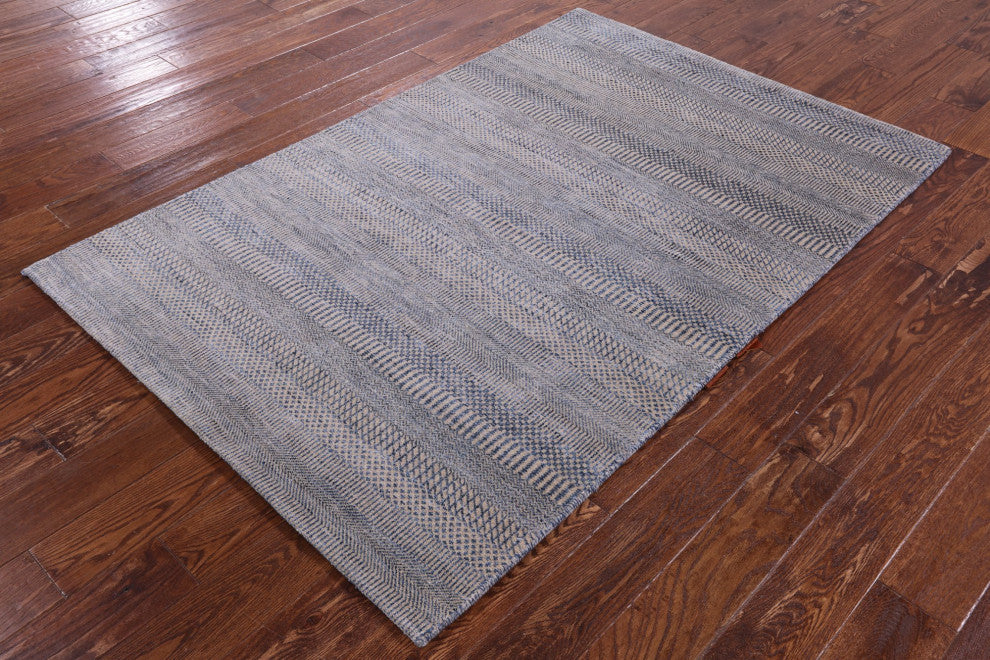 4' 2" X 6' 3" Savannah Grass Wool and Silk Hand Knotted Rug Q11991