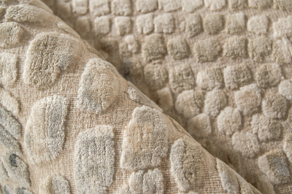 Overture Handmade Hand Loomed Wool and Bamboo Silk Beige Area Rug