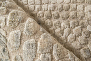 Overture Handmade Hand Loomed Wool and Bamboo Silk Beige Area Rug