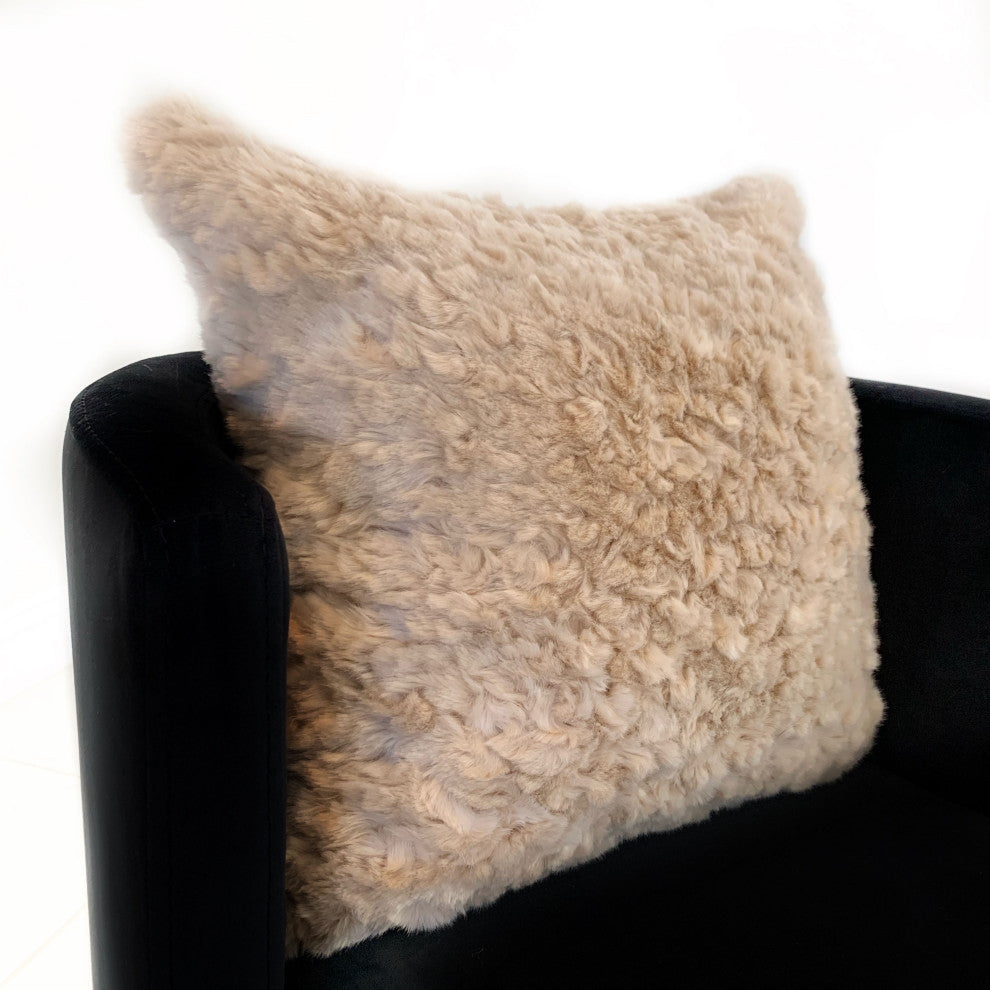 Plutus Champagne Persian Chila Animal Faux Fur Luxury Throw Pillow, 20"x26"