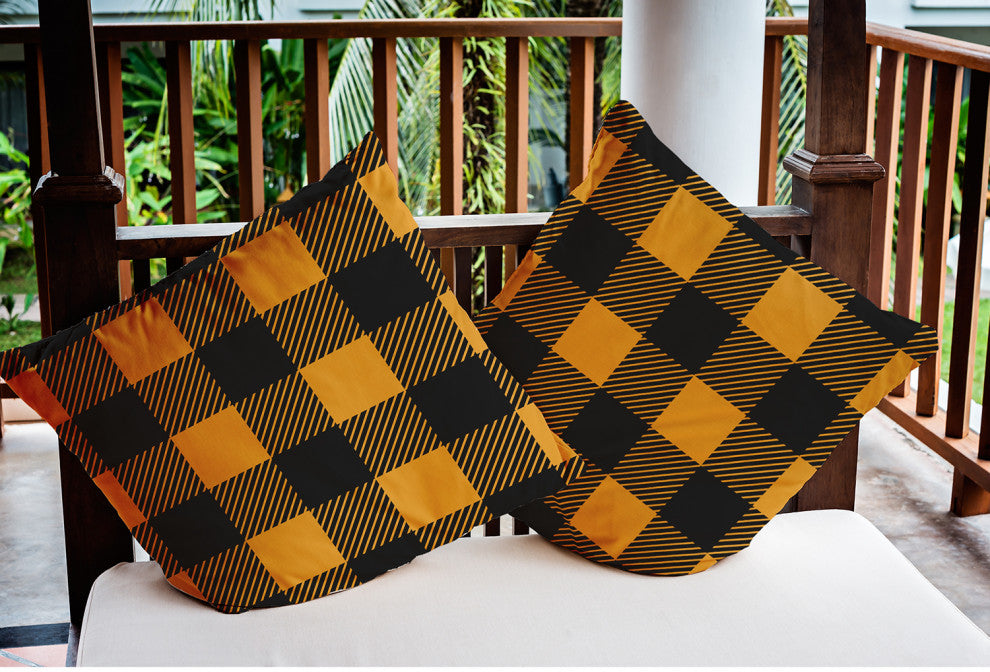 Buffalo Plaid Indoor/Outdoor Throw Pillow