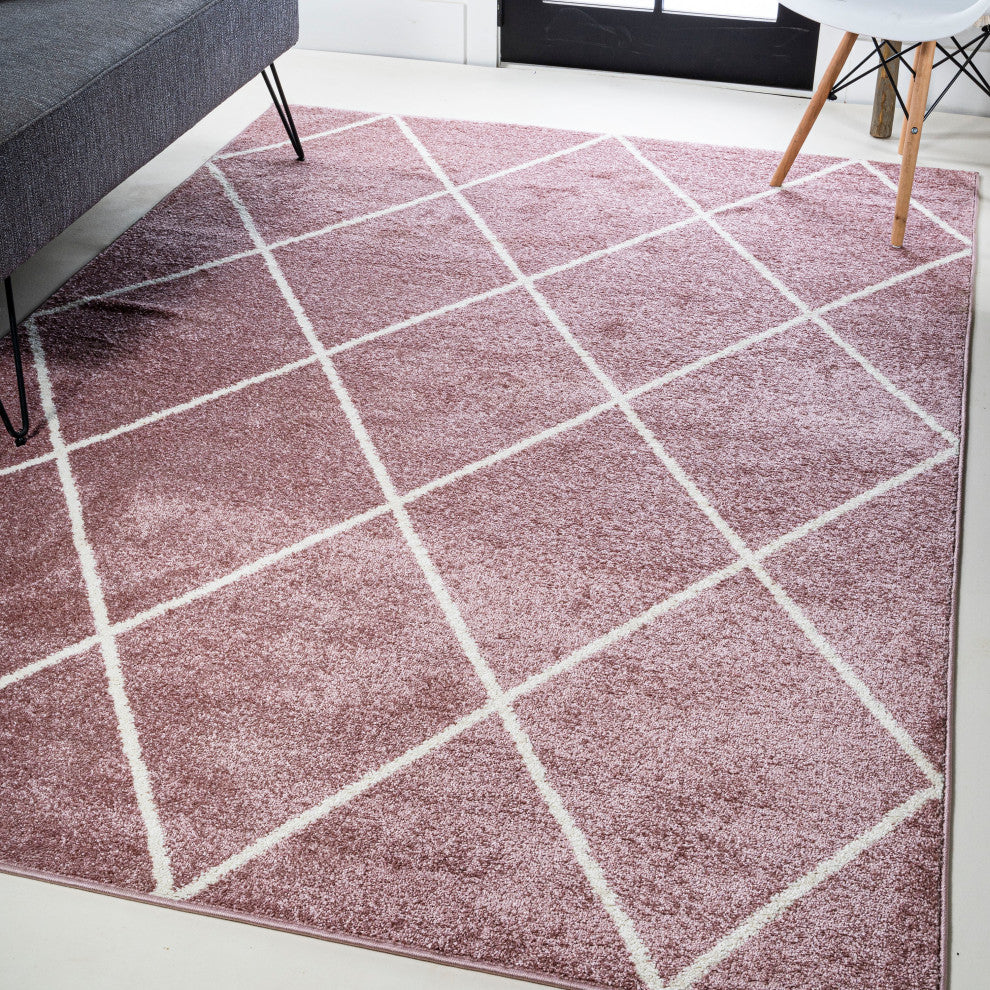 Cole Minimalist Diamond Trellis Rose/White 5'x8' Area Rug