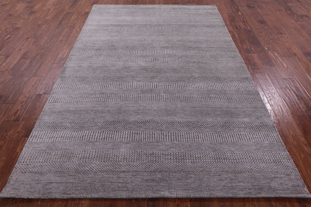 6' 1" X 9' 5" Savannah Grass Handmade Wool and Silk Rug Q11392
