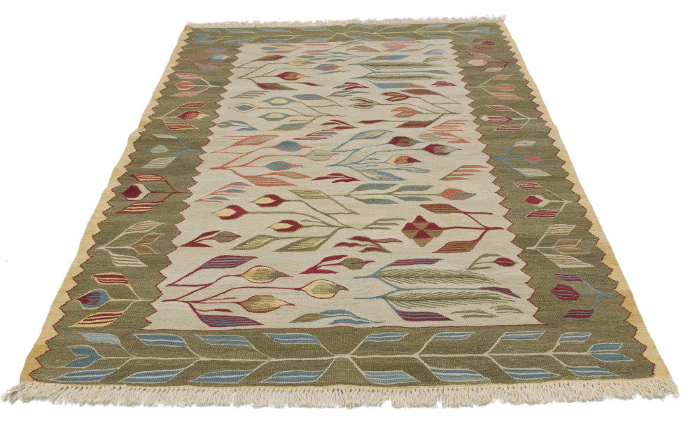 New Handwoven Turkish Kilim Rug 3' 11" x 5' 10", 47 in. x 70 in.