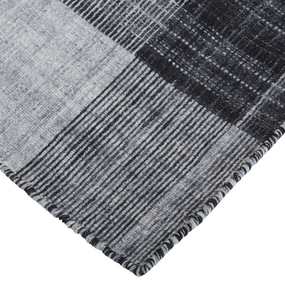 Moya Soft Casual Plaid, Handmade Rug, Black, 5'x8'
