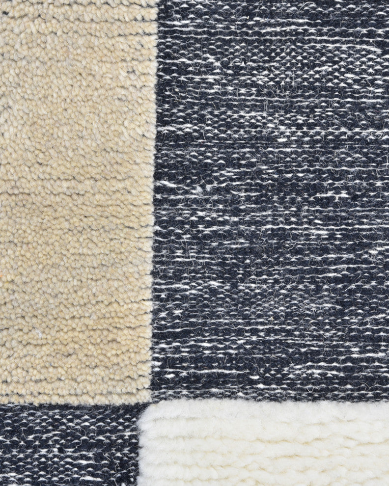Livingston, Handmade Area Rug 5' 0" x 8' 0"