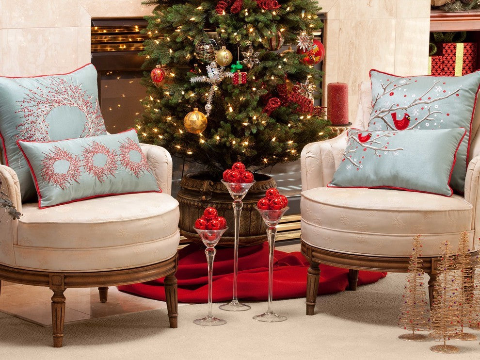 Christmas Wreath Throw Pillow