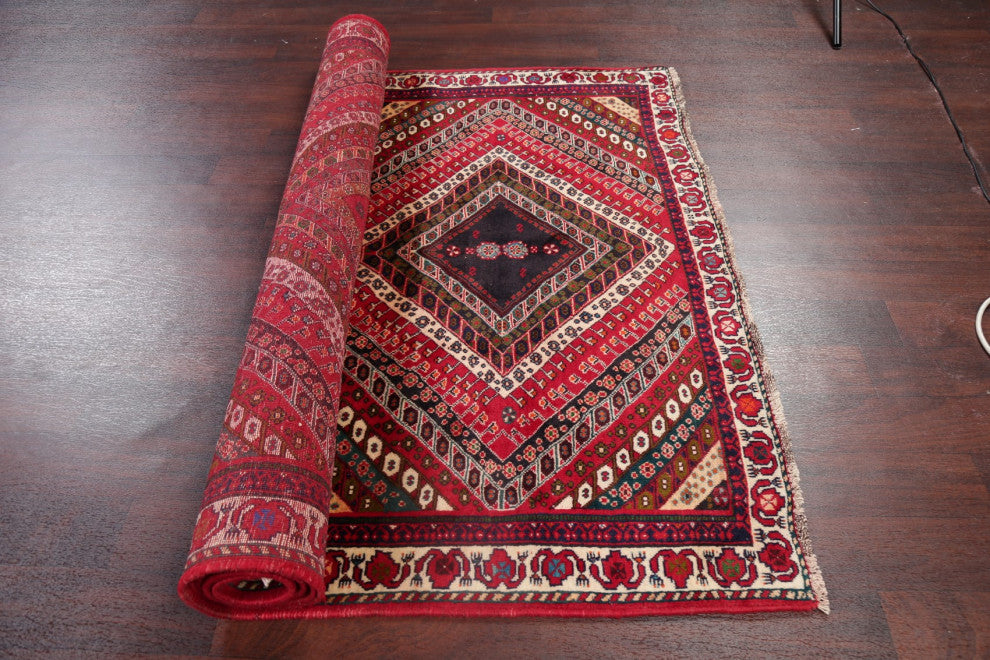 Consigned, Vintage-Style Oriental Traditional Hand Made Persian Area Rug, 5x9